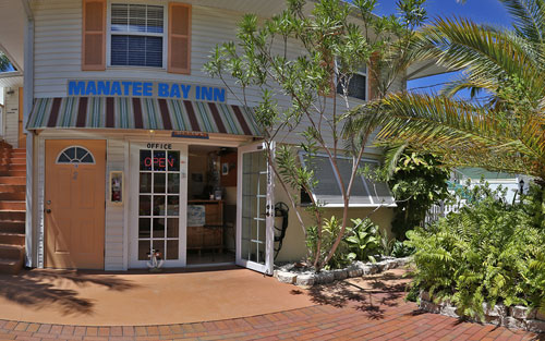 Manatee Bay Inn