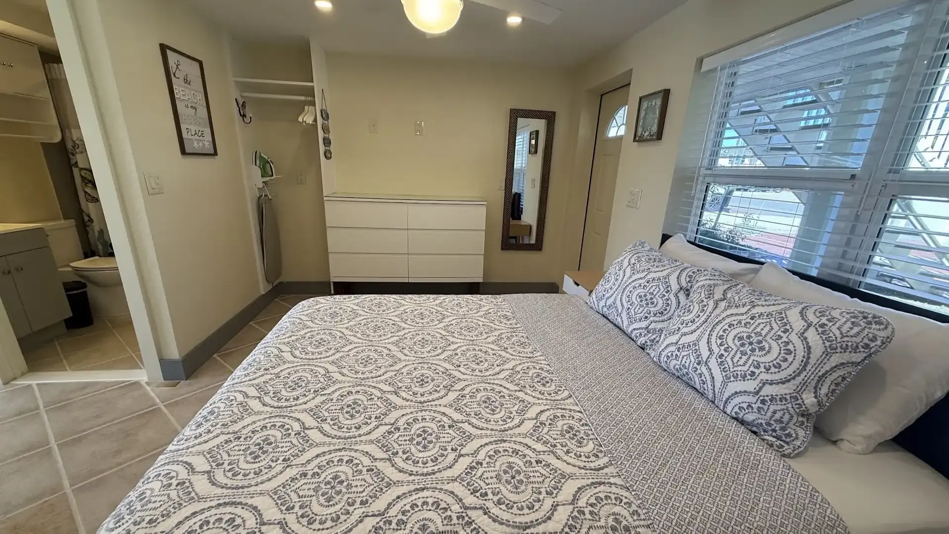 Room 4