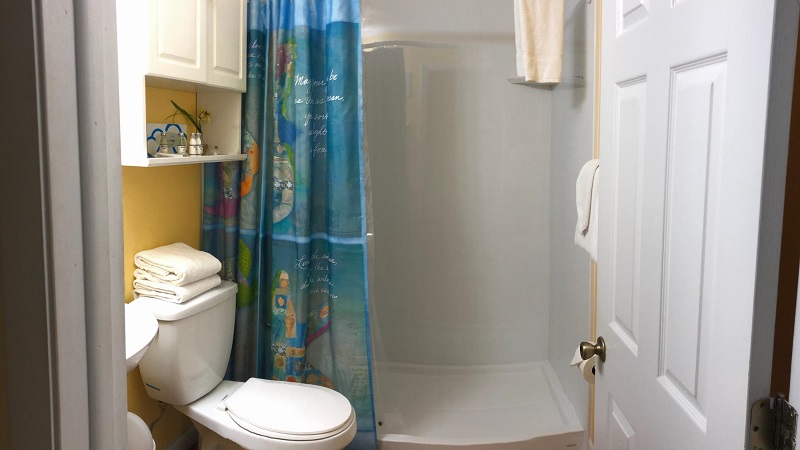Unit 1 Bathroom
